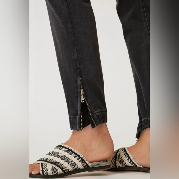 Paige Faded Mist ‘Mayslie’ Mid-Rise Jogger Jeans | Size 30| - Picture 3 of 11